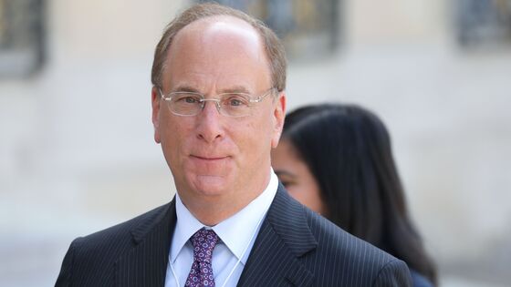 BlackRock’s Fink Says Companies, Governments Must Team Up on Climate Change