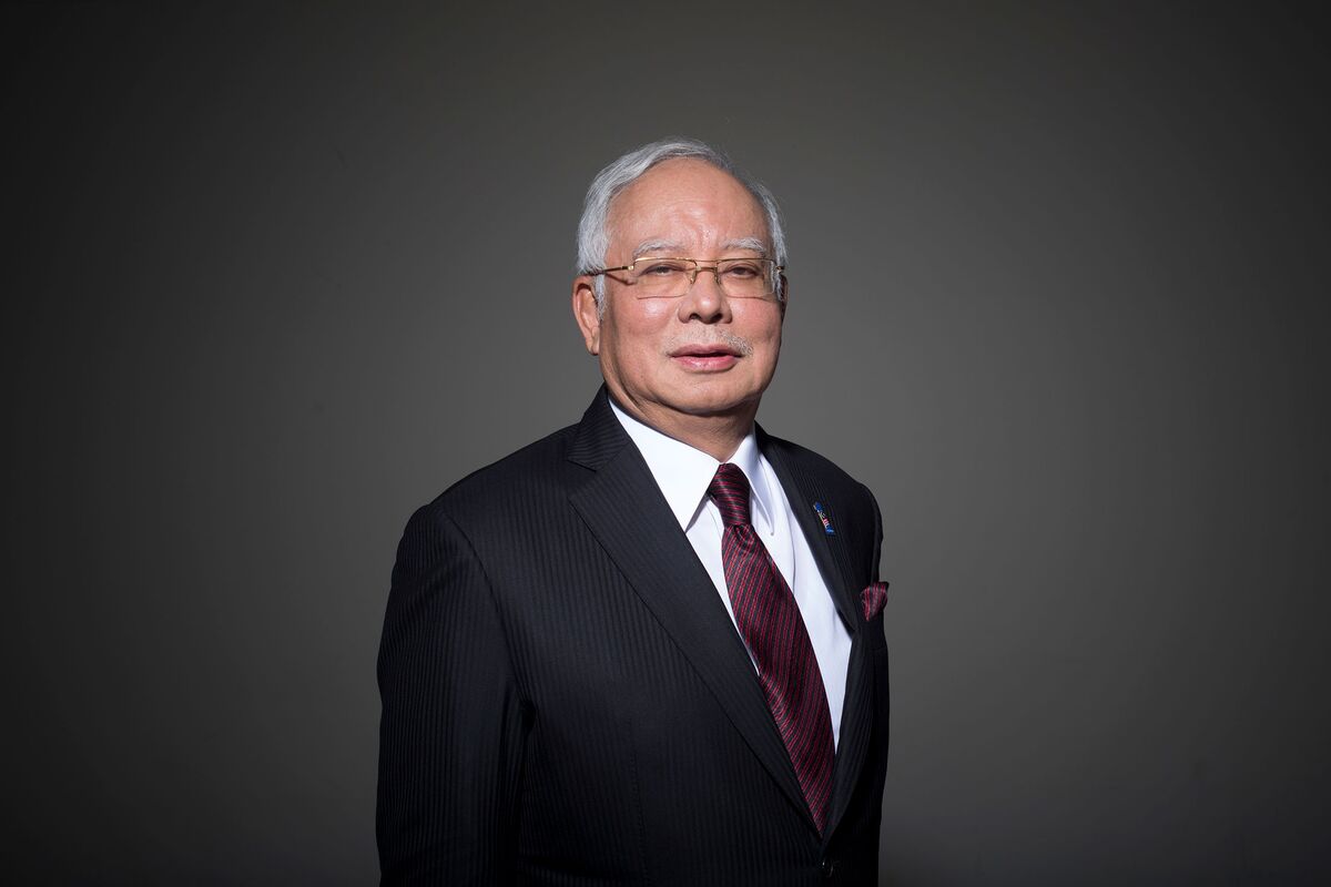 Malaysias Najib Razak Seeks Reelection as 1MDB Fiasco 
