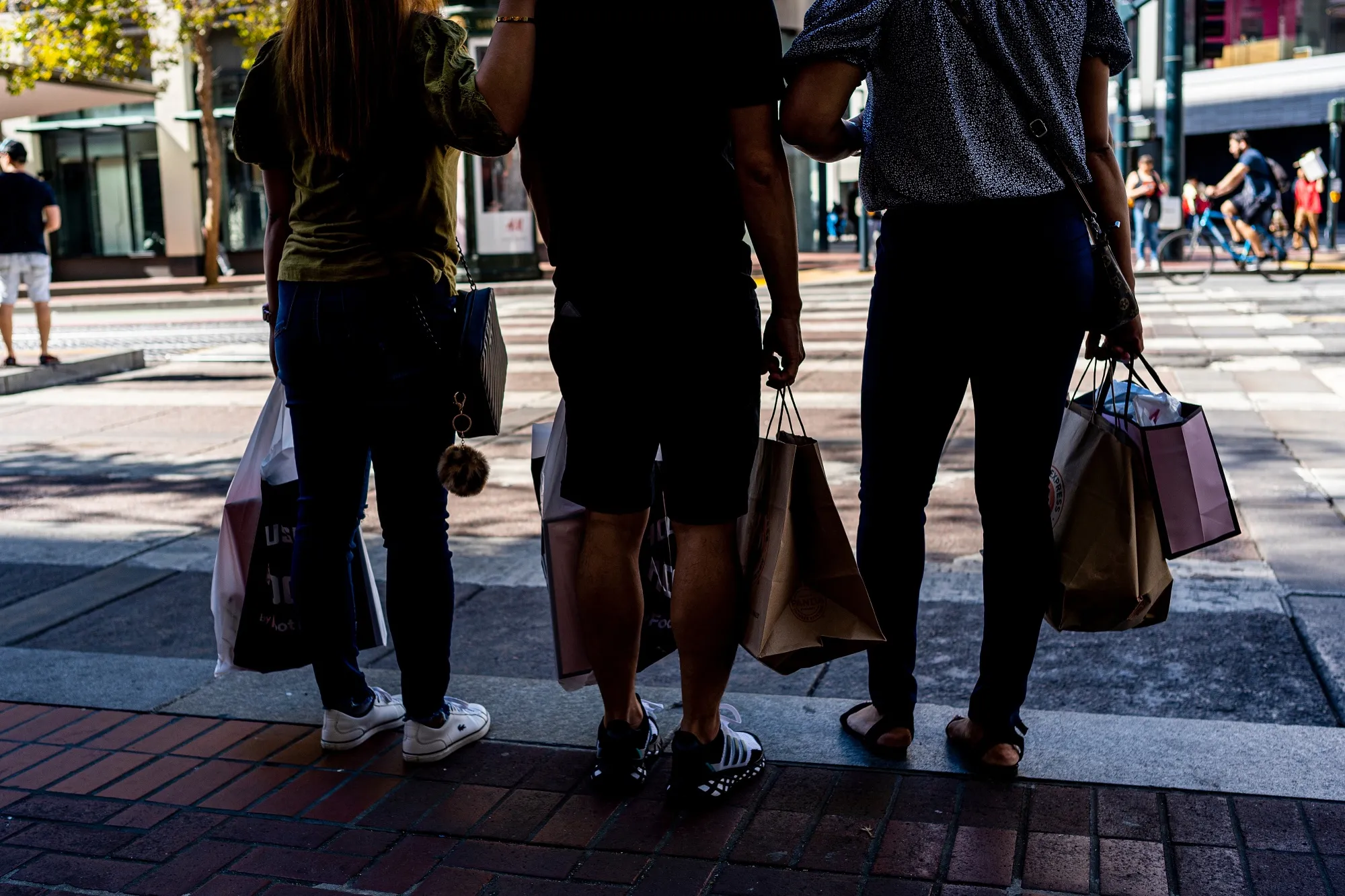 More shoppers are starting to go home empty-handed.