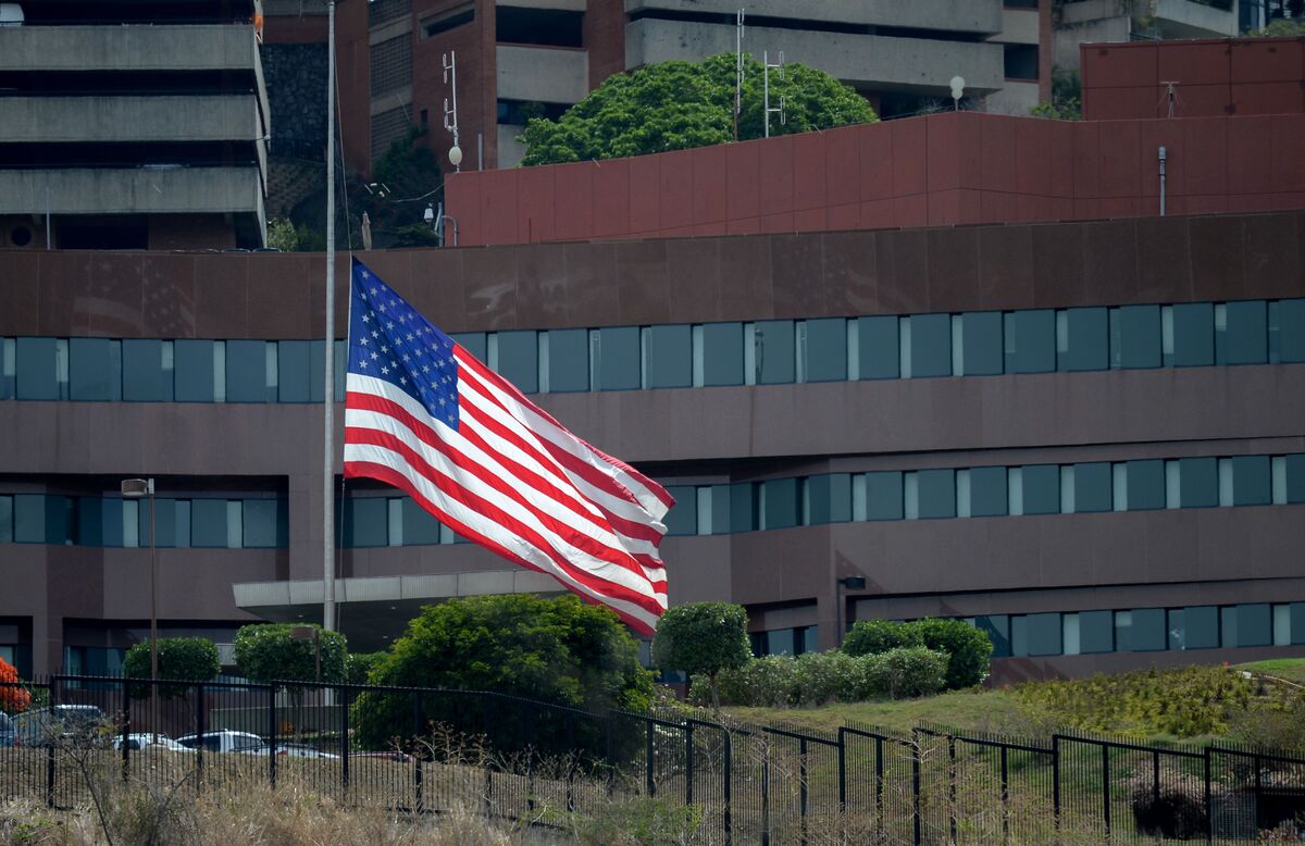 Посольство США В Каракасе. Посольство Венесуэлы в США. Посольство Венесуэлы в Москве.