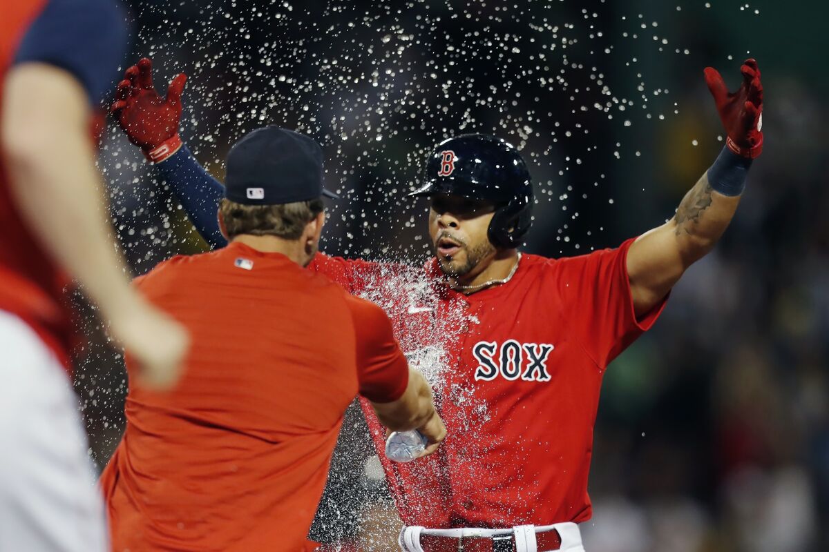Judge Hits Homer No. 46, But Red Sox Rally to Beat Yanks 3-2 - Bloomberg