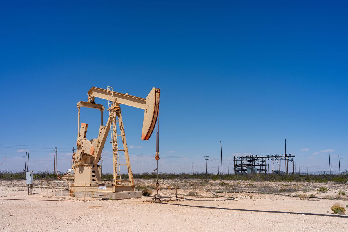 China S Gloomy Economy Makes Us Europe Oil Costly In Asia Bloomberg