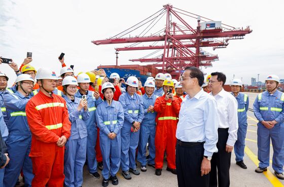 China’s Supply Chain Frontliners Bear Brunt of Surging Costs