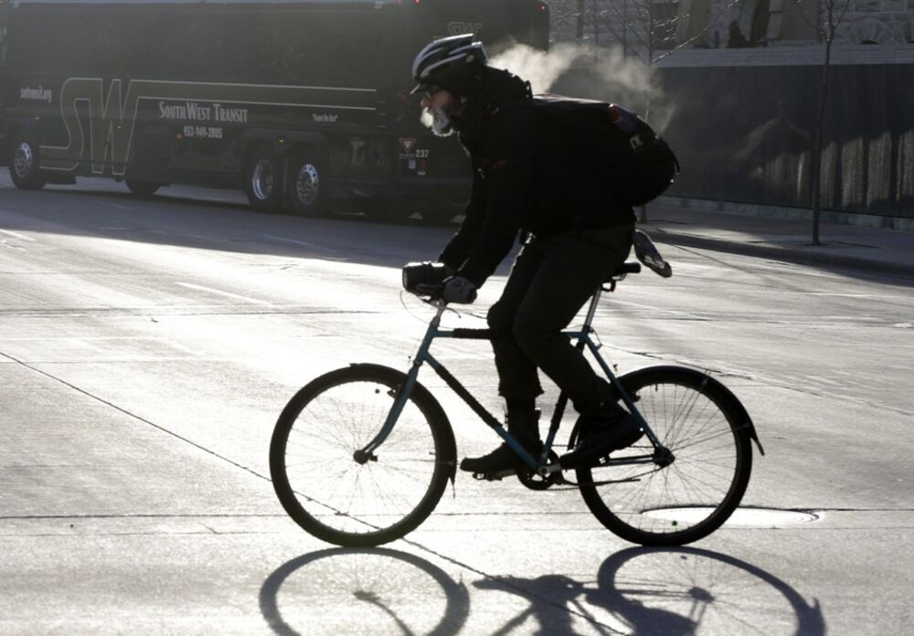 winter bicycle commuting