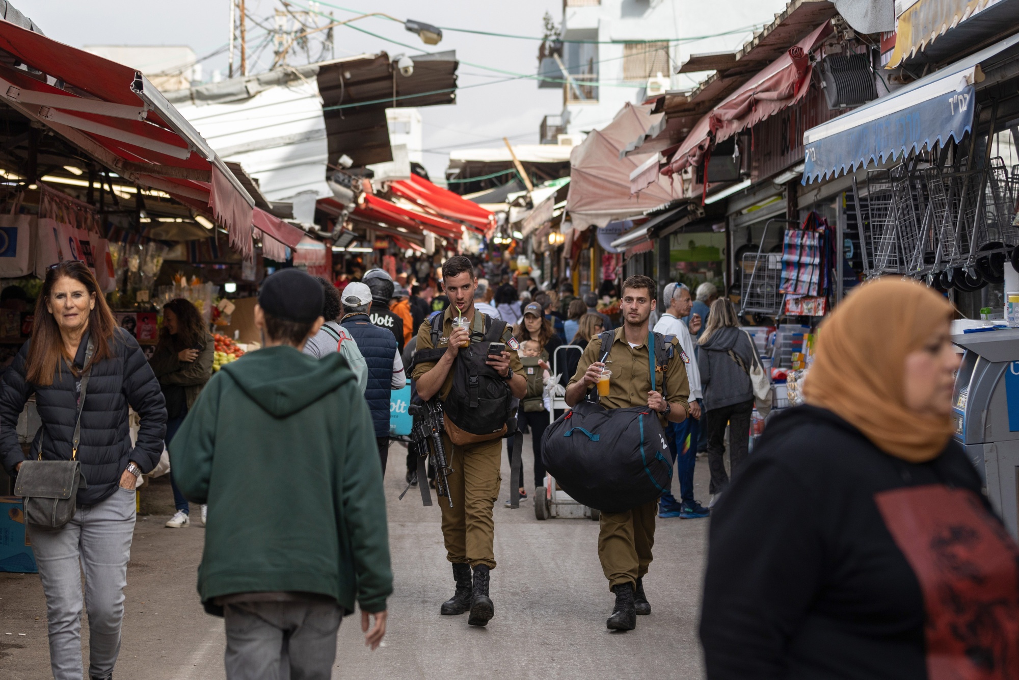 Shekel Volatility Bets Jump as Israeli Politics Unnerves Traders - BNN  Bloomberg