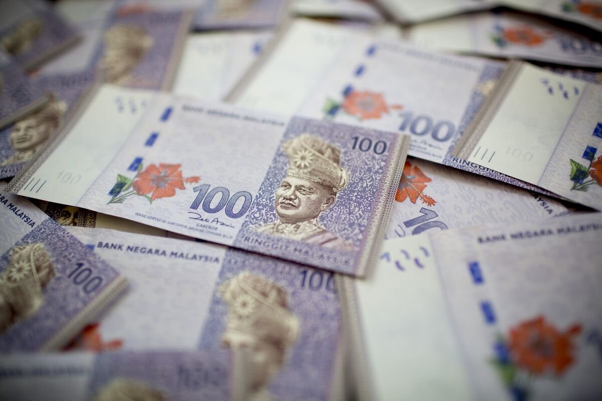 Ringgit Strengthens Against Dollar, Boosts Export Confidence