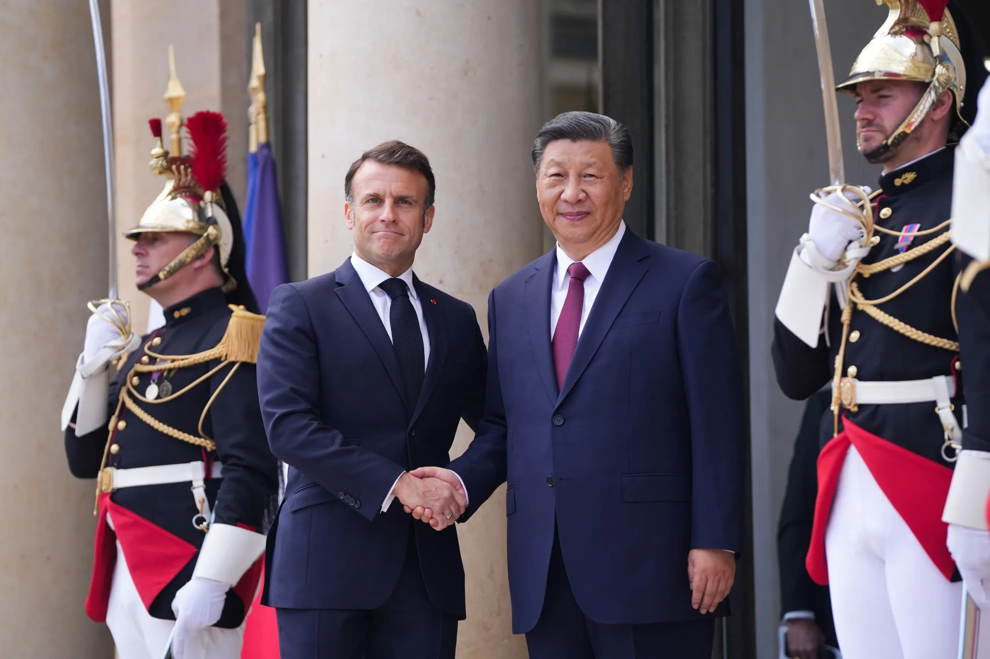 Emmanuel Macron and Xi Jinping in Paris on May 6.