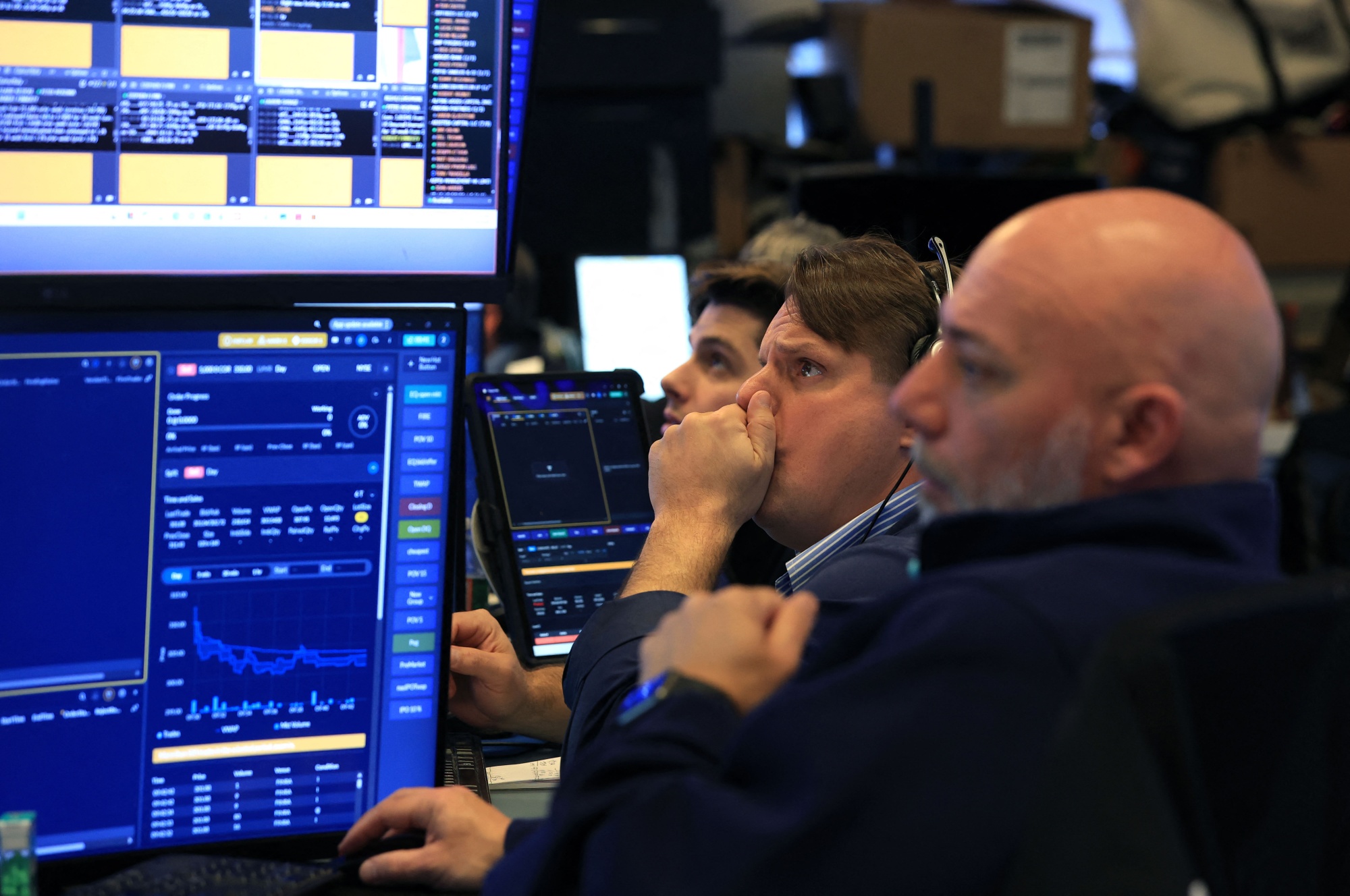 Image associated with story "Big Tech Needs to Justify AI Spending as Investors Dump Stocks"