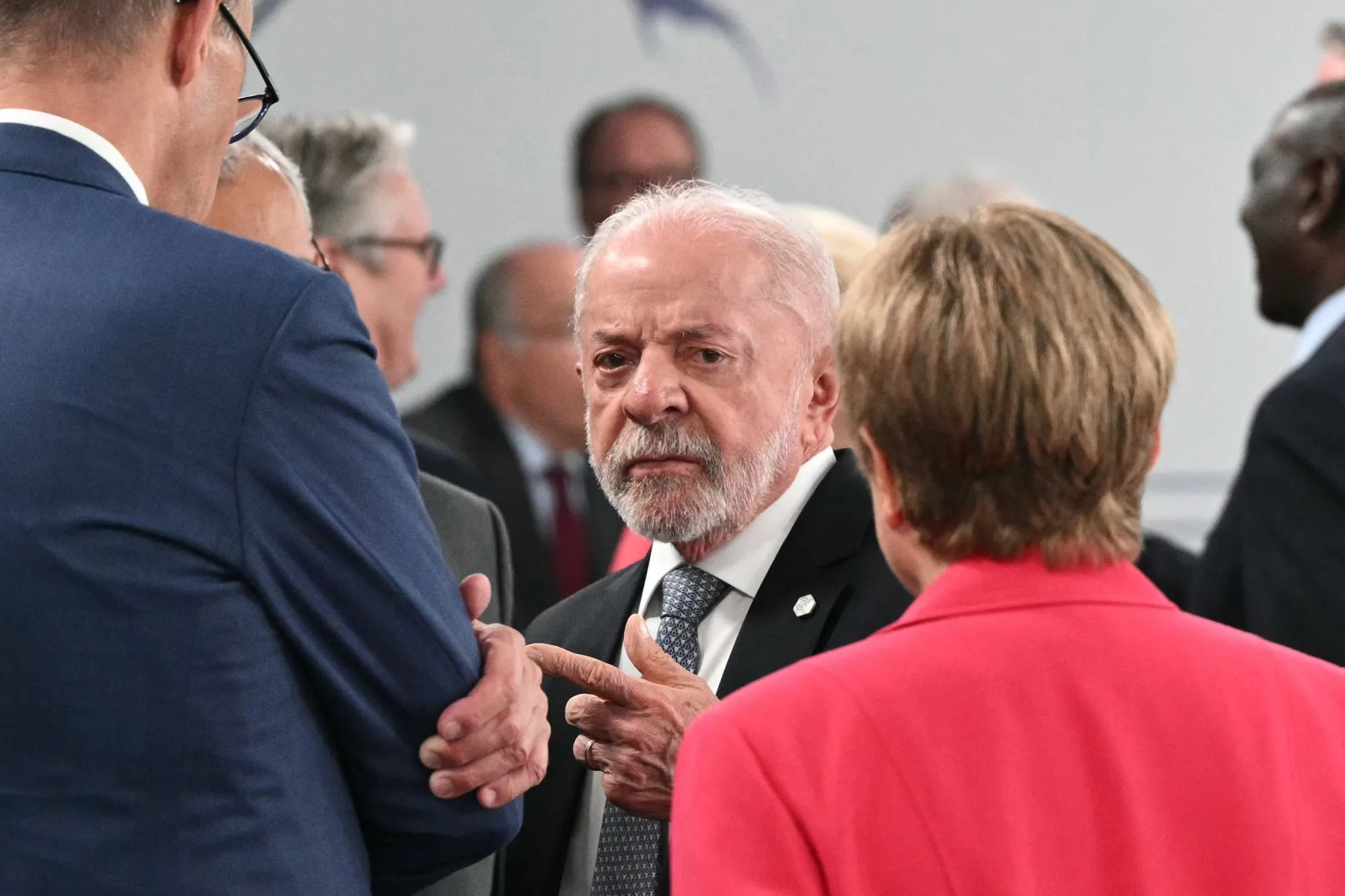 Lula Says He Was 'Never a Leftist' in G7 Conversation Caught on Camera - Bloomberg