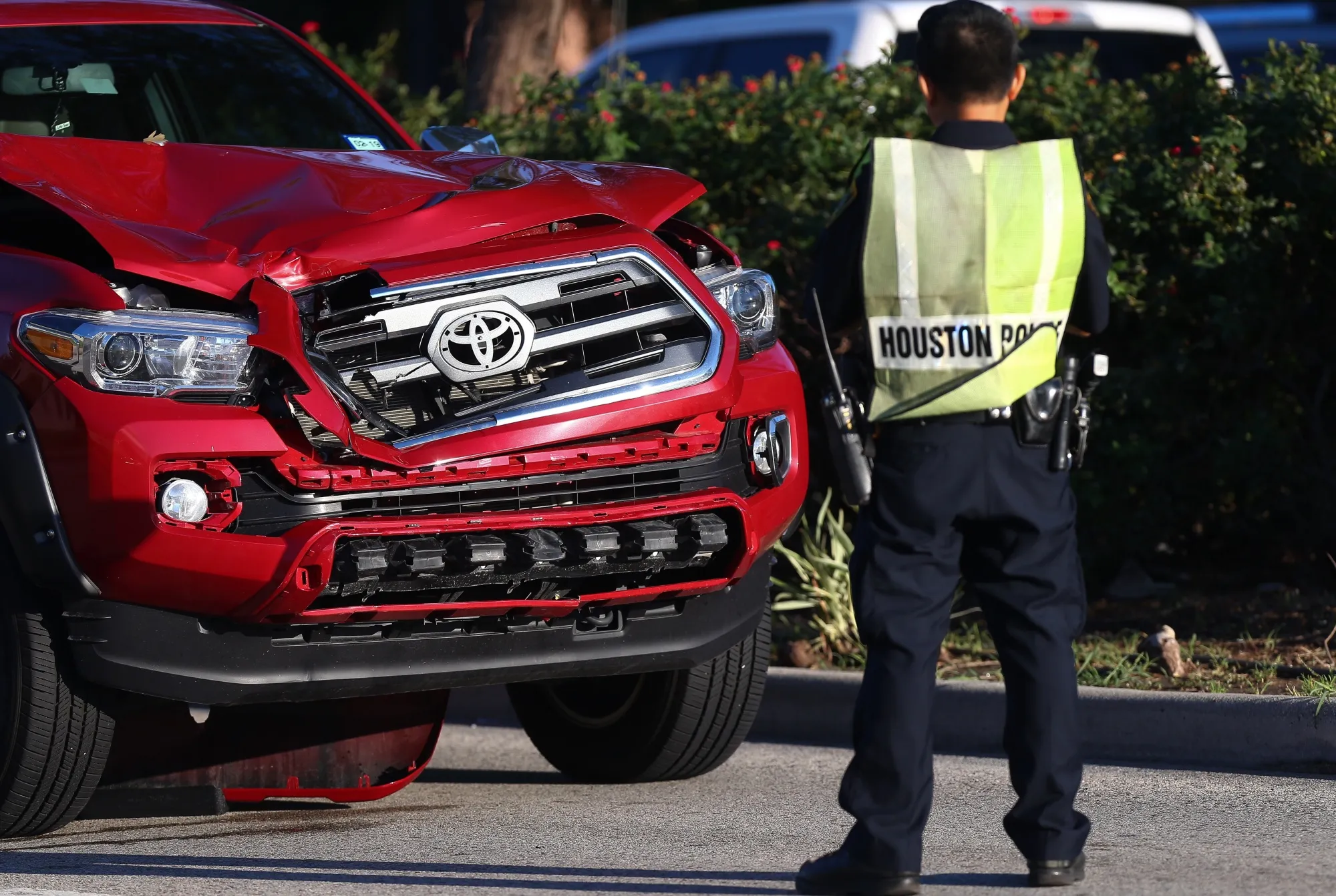 Houston Police officers investigate&nbsp;the aftermath of&nbsp;a 2017 crash that killed a&nbsp;pedestrian.&nbsp;