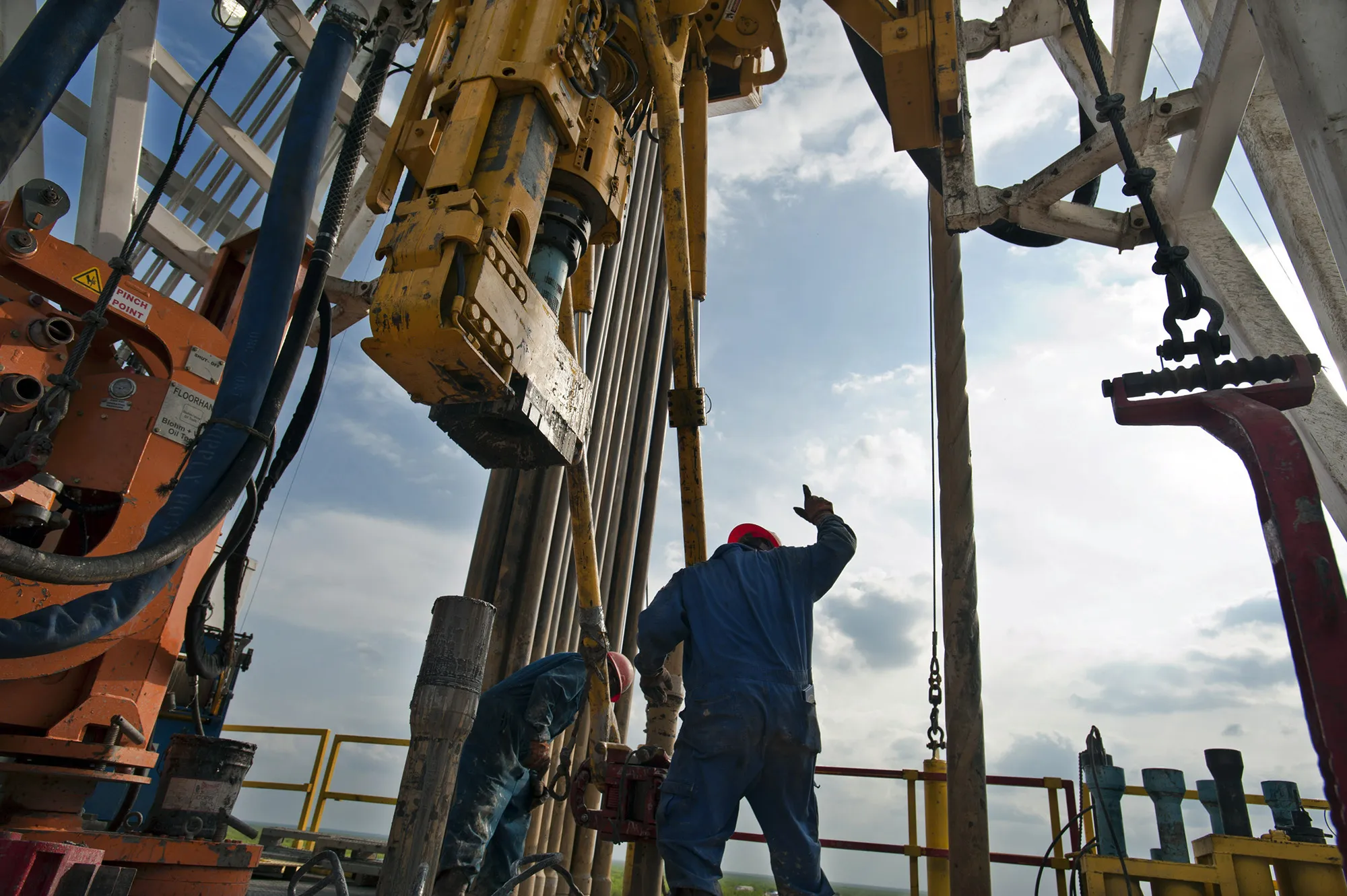 Drilling For Oil in The Eagle Ford Shale