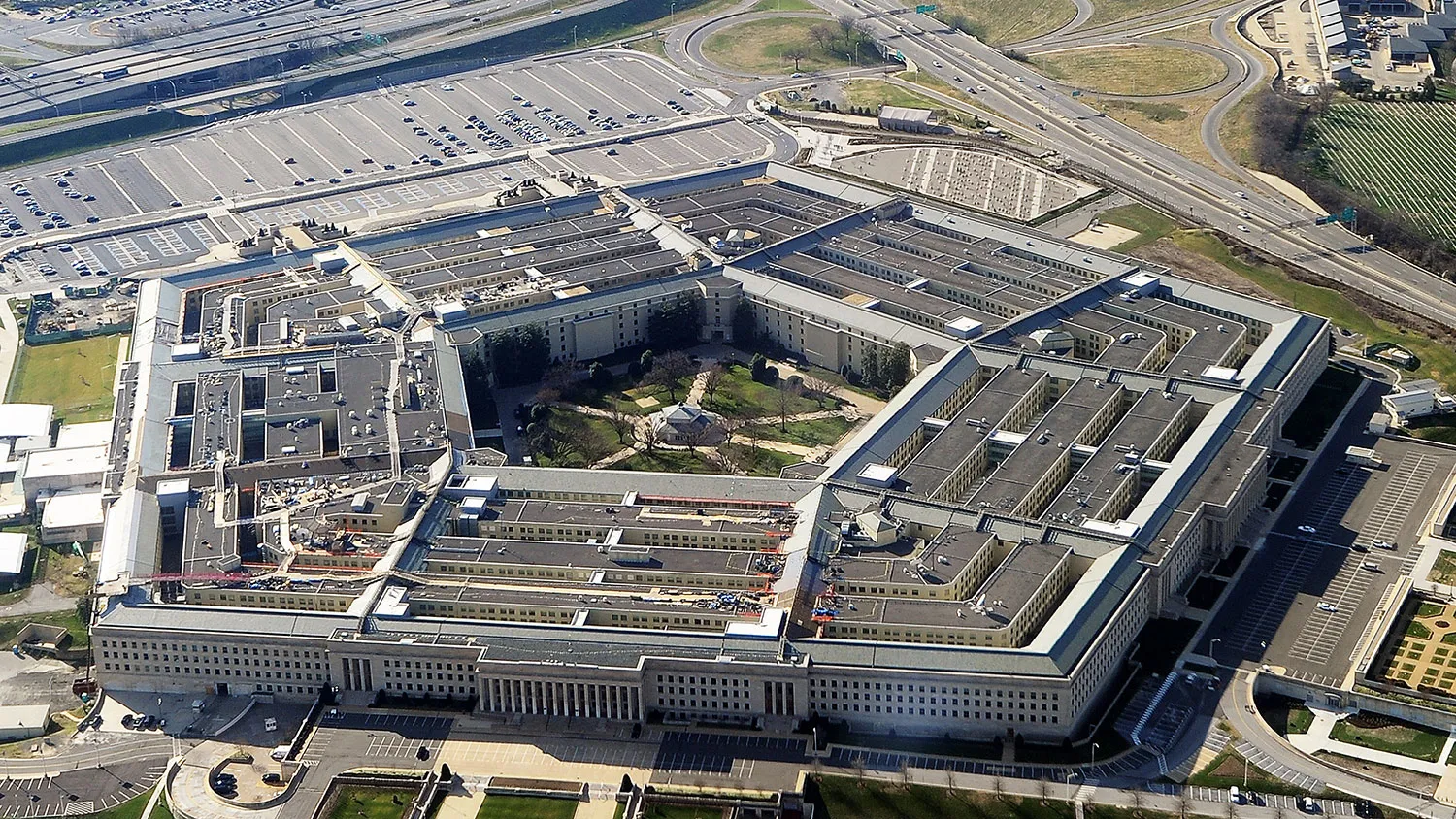 This picture taken 26 December 2011 shows the Pentagon building in Washington, DC.
