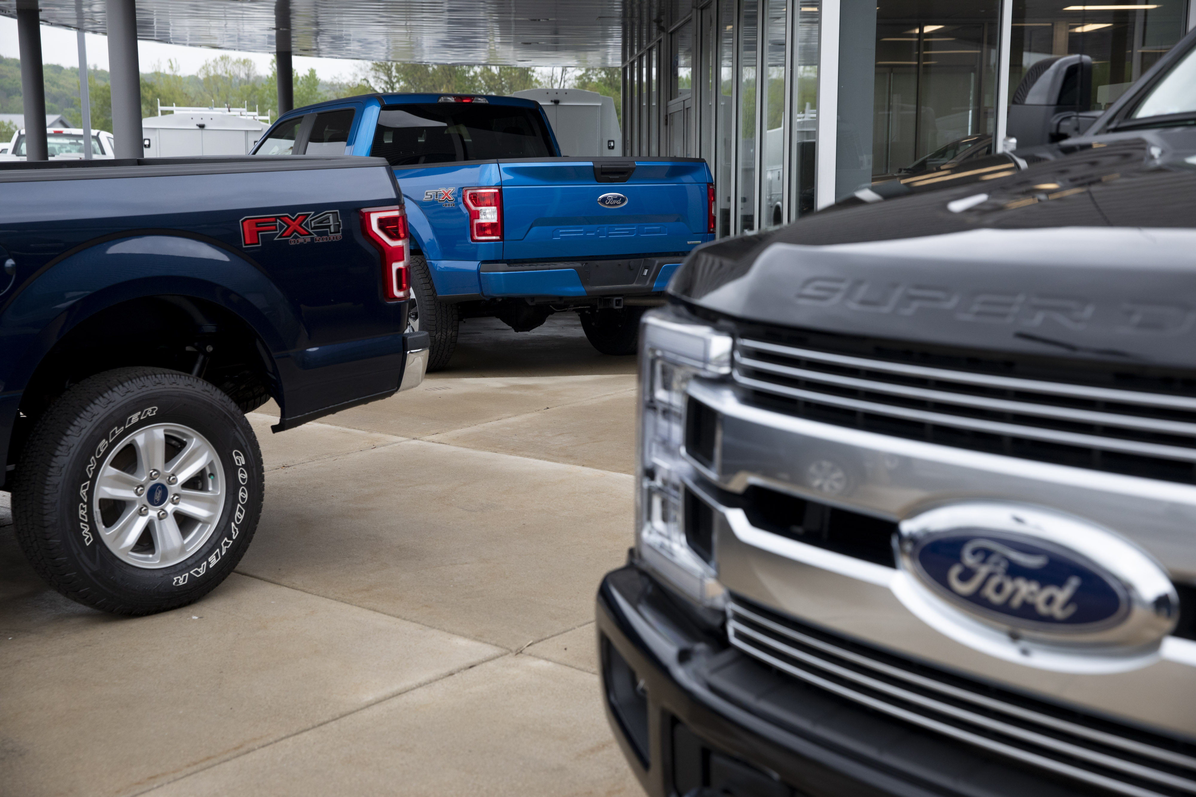 Ford Shifts Production Focus to Super Duty Trucks in Canada