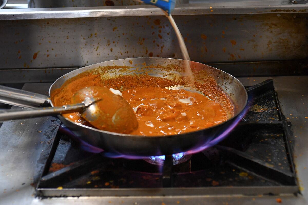 Crackdown on Dirty Kitchens Rides Wave of Online Anger in India