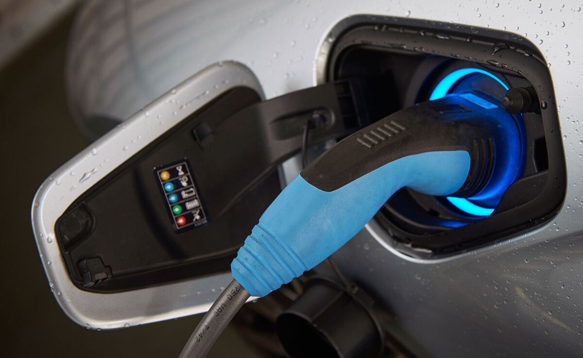 Germany Plans 1.4 Billion in Incentives for Electric Cars Bloomberg