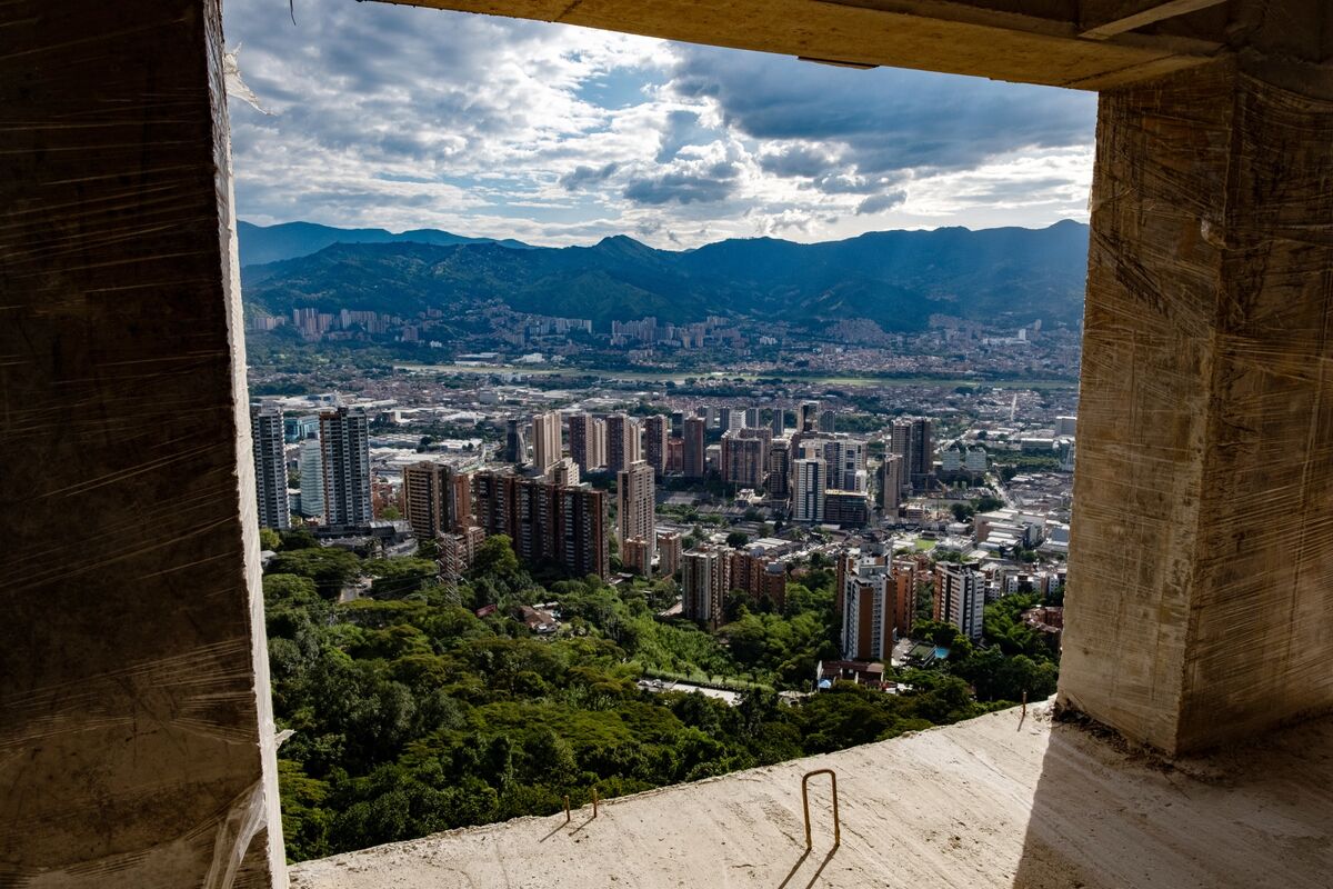 Colombia Inflation Rises to Four-Month High 5.1% in August