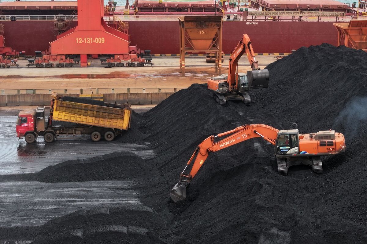 bloomberg.com - China Coal Mining Output Falls Most in Decade After Deadly Blast
