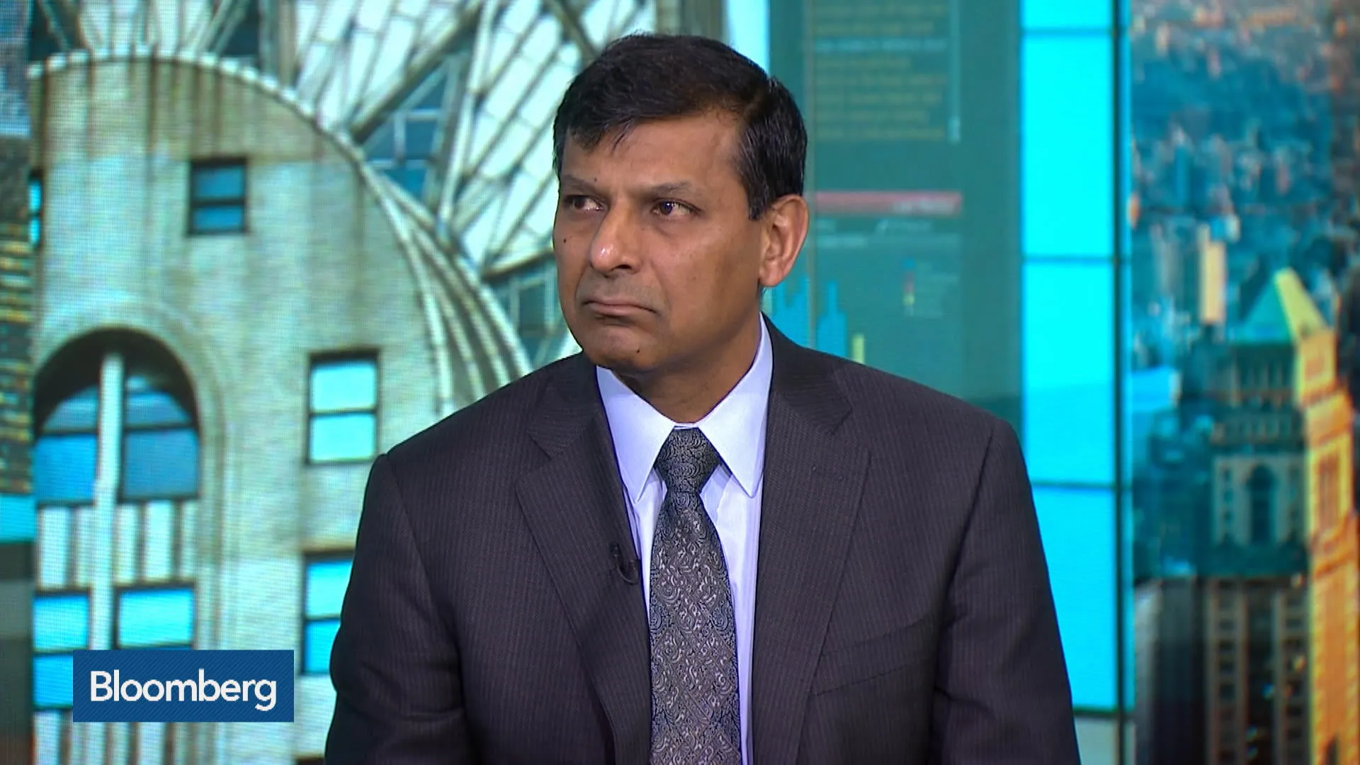 Pakistan Rajan Watch Rajan Hopes for 'De-escalation' of India-Pakistan Tension - Bloomberg