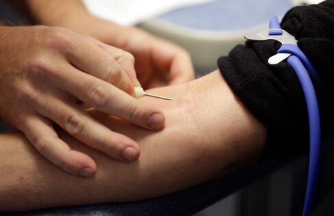 1465842146_Blood-Donation