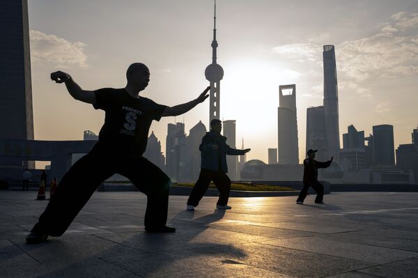 Chinese Stocks Rally Loses Momentum as Skepticism Kicks in