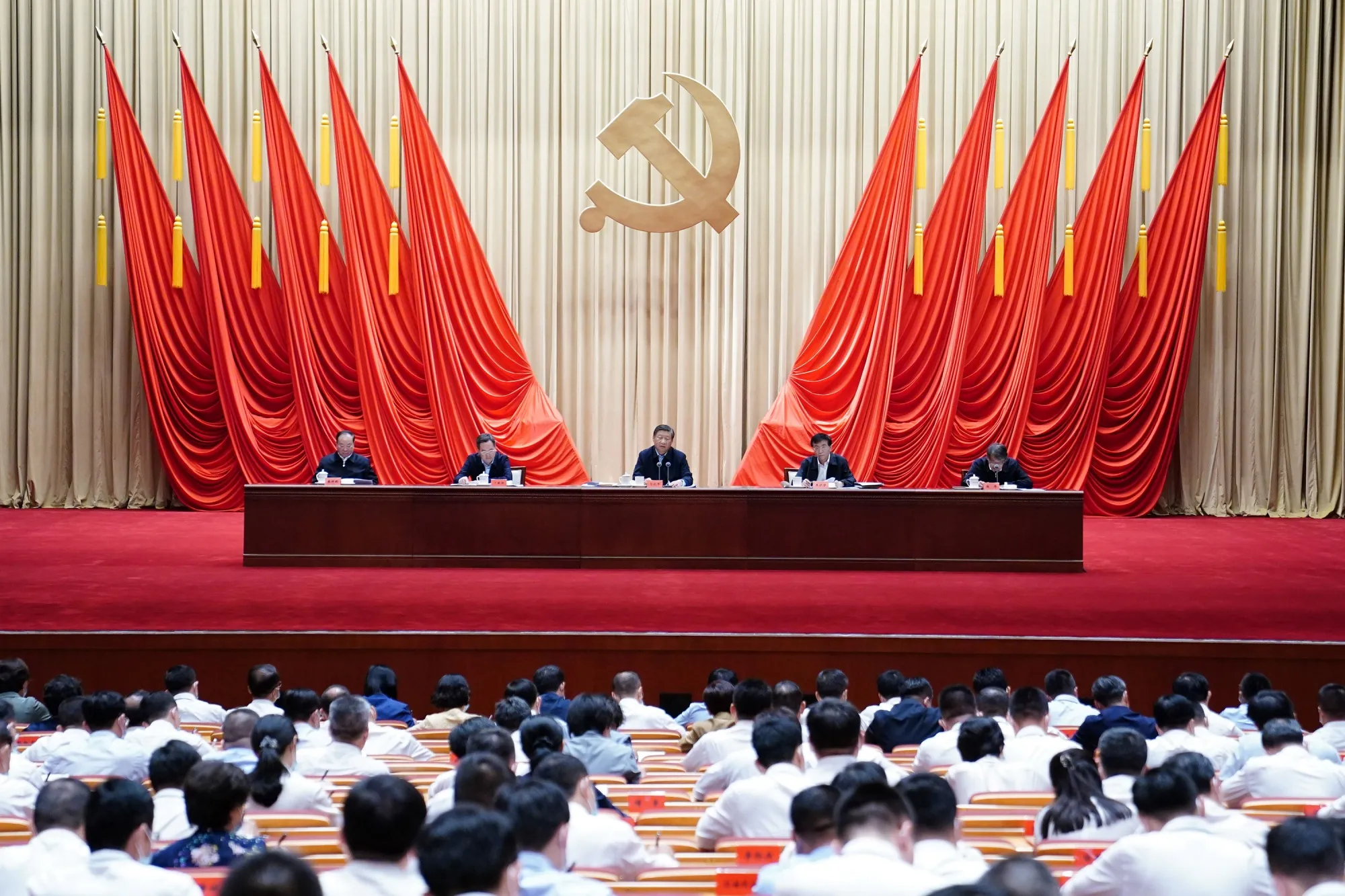 Xi Jinping at a training session for young and middle-aged Communist party officials