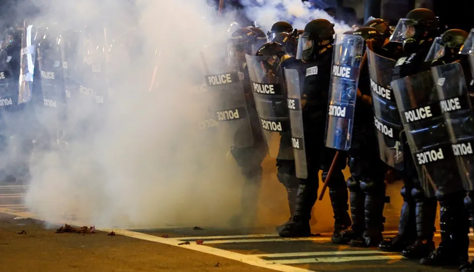 Charlotte Riots From Ferguson to Charlotte, Why Police Protests Turn Into Riots - Bloomberg