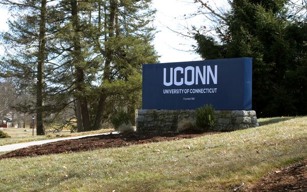 UConn?s Endowment Is Abandoning Hedge Funds for New Kind of ETF