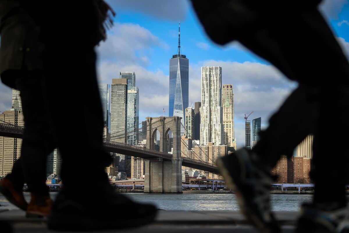 bloomberg.com - Nishant Kumar - Bridgewater, D.E. Shaw Among Biggest Hedge Fund Gainers in 2025