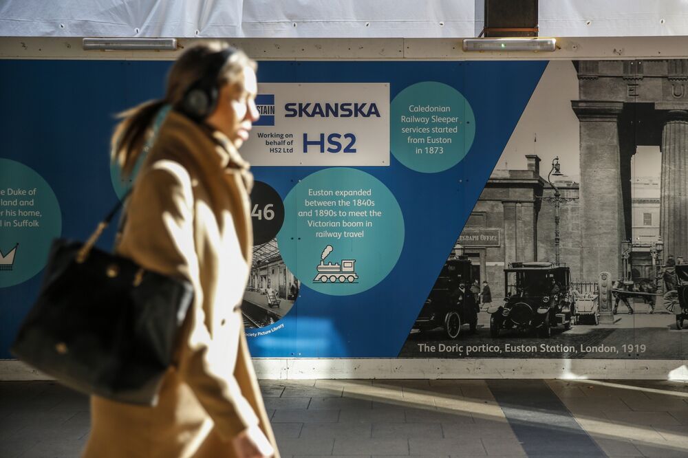 Johnson Set To Back 129 Billion U K High Speed Rail Plan Bloomberg