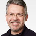 Headshot of John Giannandrea