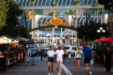 Gaslamp Promenade