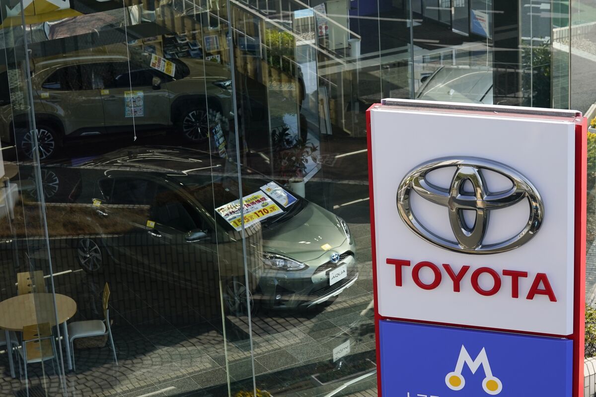 Toyota Defies Pandemic, Chip Shortage With Higher Profit Outlook