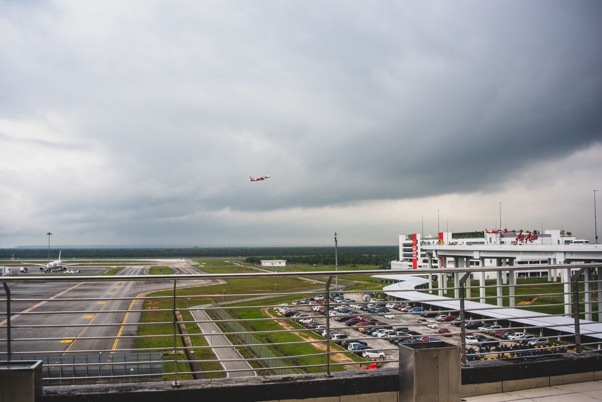 Pilot’s Drug Arrest Prompts Security Review at Malaysia Airports