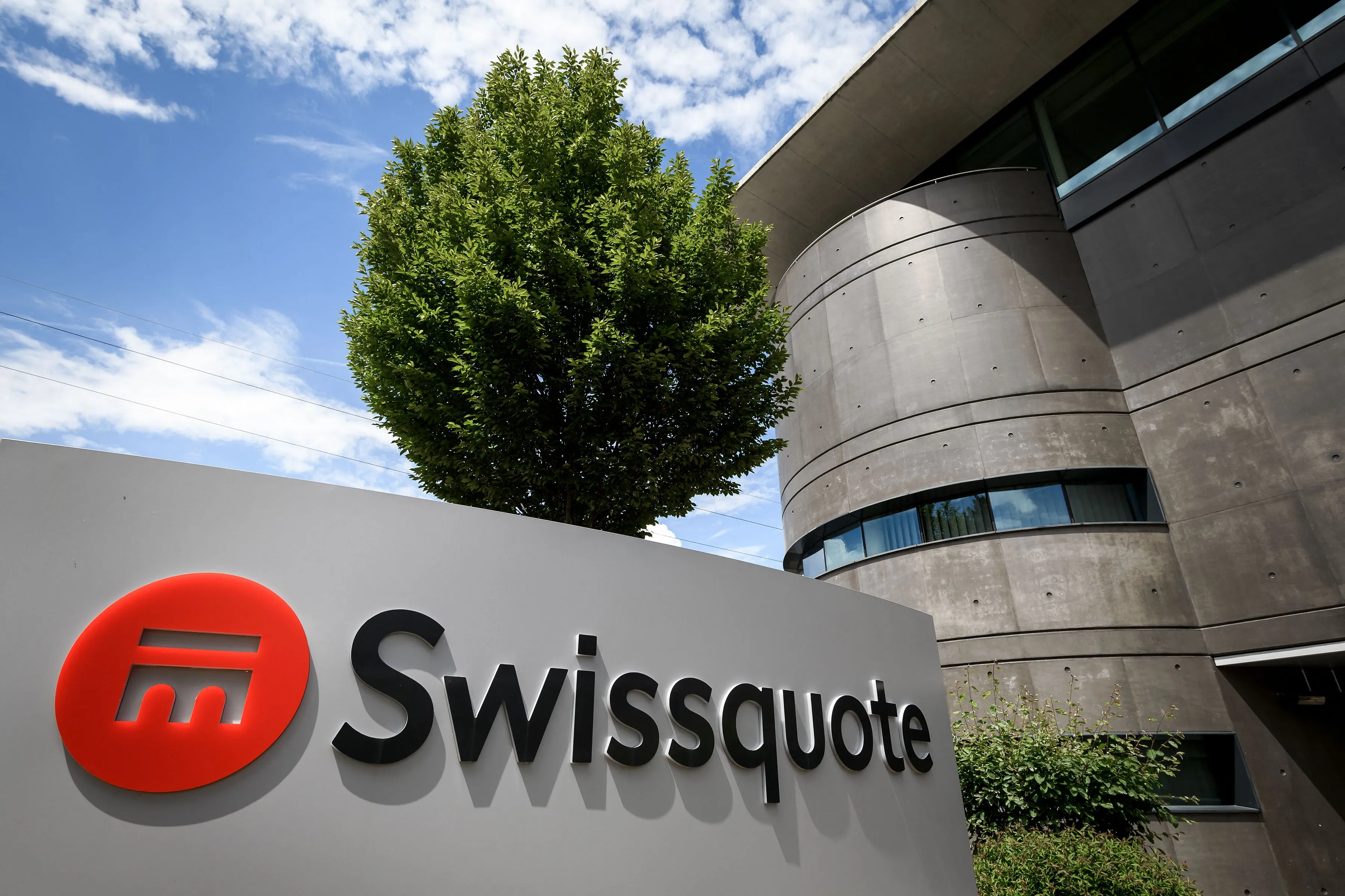 Swissquote Seeks to Shake Crypto Link Despite 1,500% Stock Rally - Bloomberg