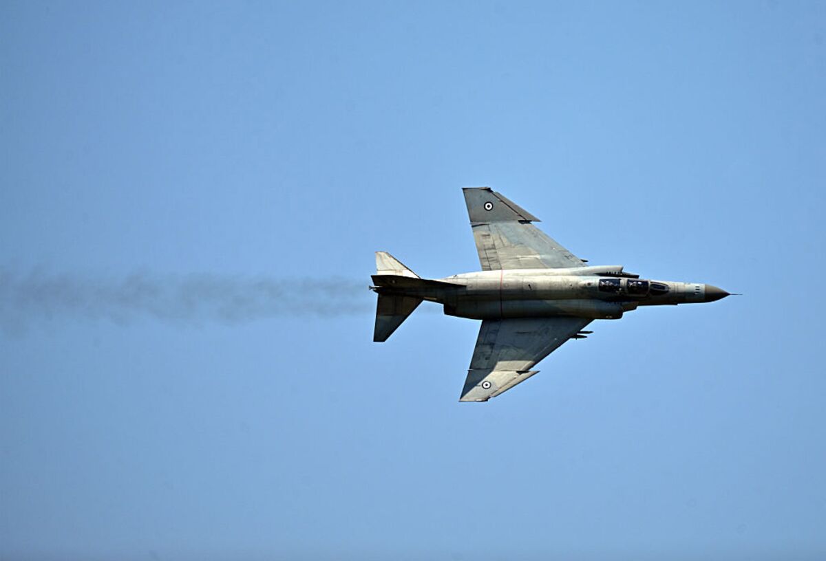 Sweden to Send Fighter Jets to Secure Finland in New Step