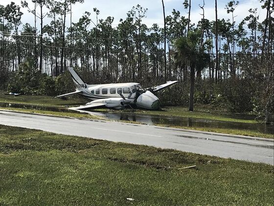 U.S. Search Teams to Scour Bahamas for Hurricane Survivors