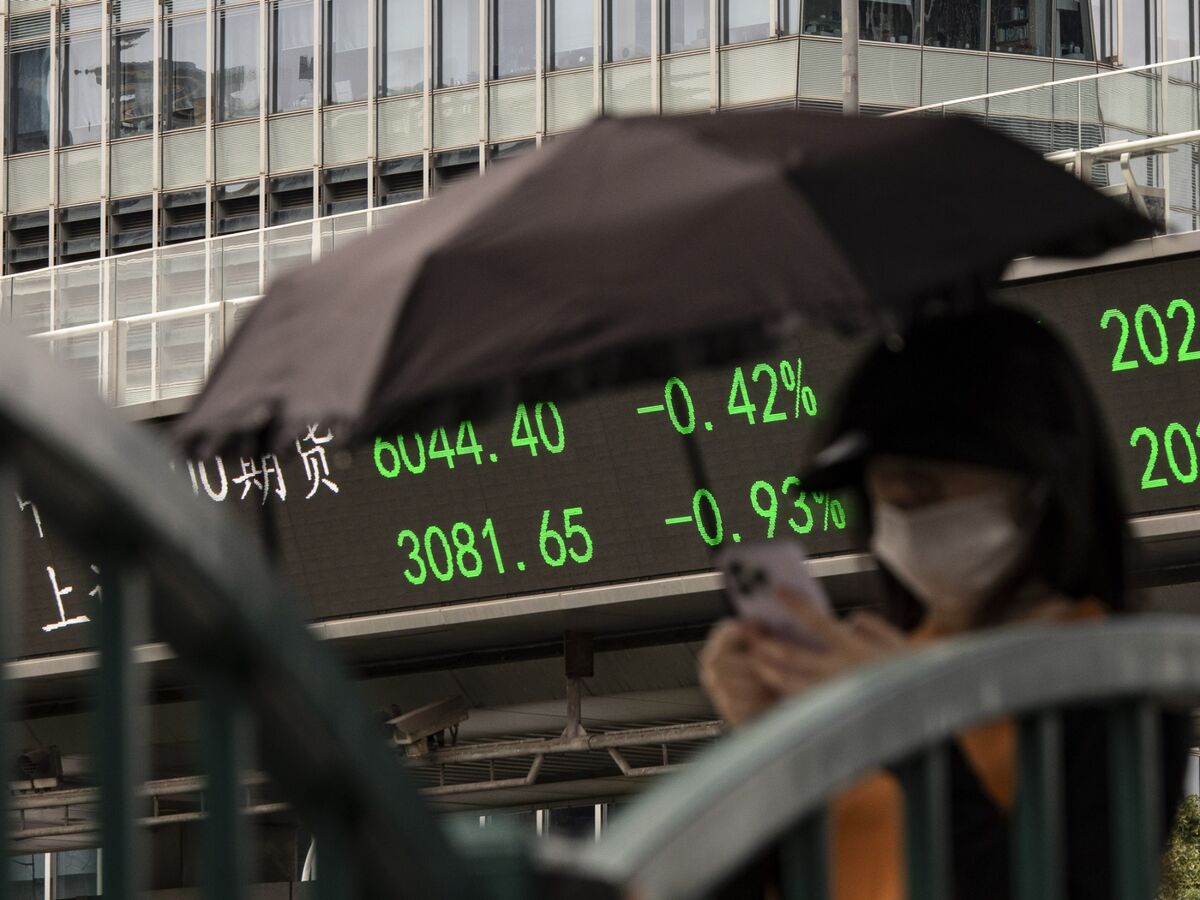 Emerging Stocks Gain as Stimulus Talk Spurs Hong Kong Rebound - Bloomberg
