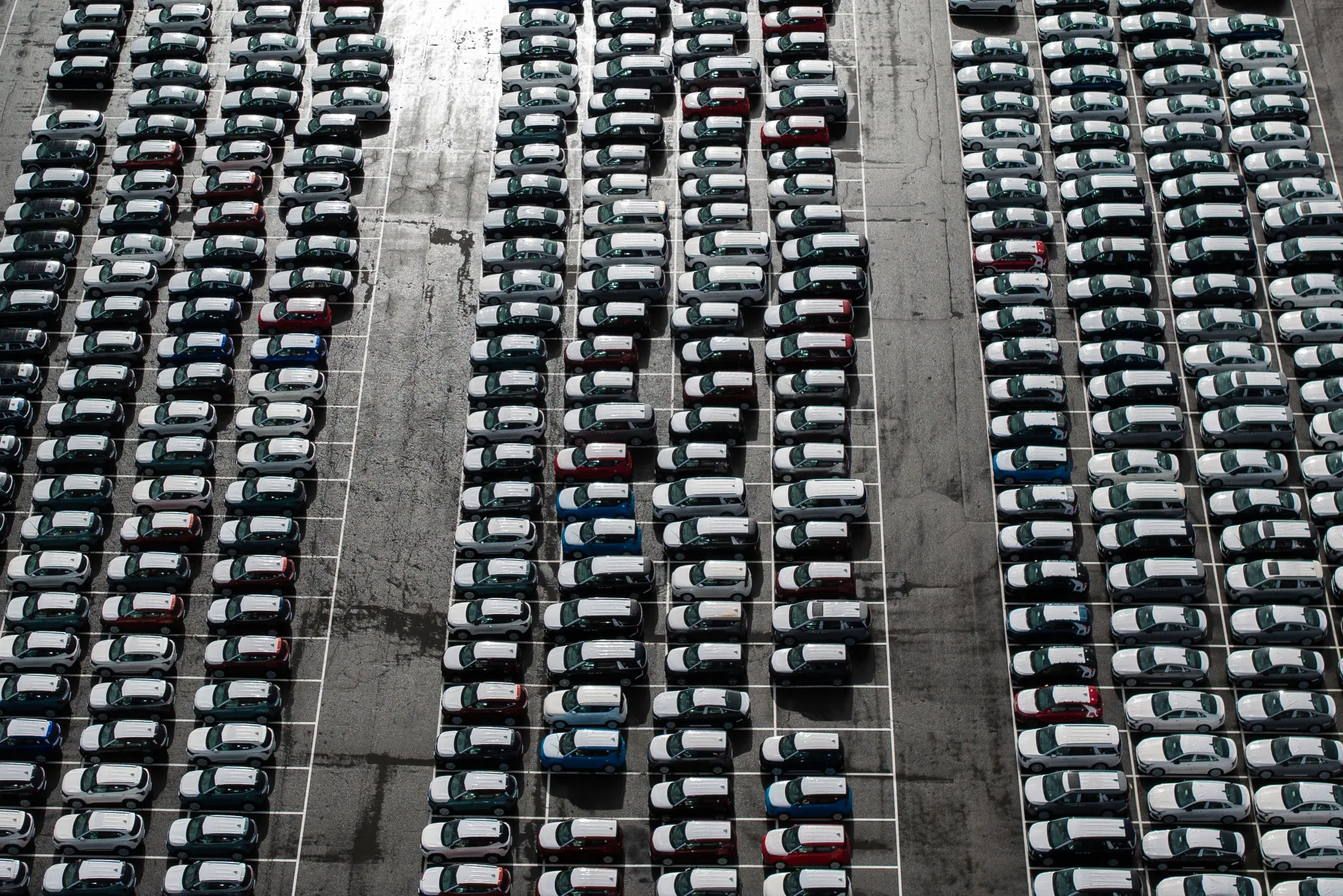 The auto industry was one of the worst hit, with even higher-rated junk names losing ground.