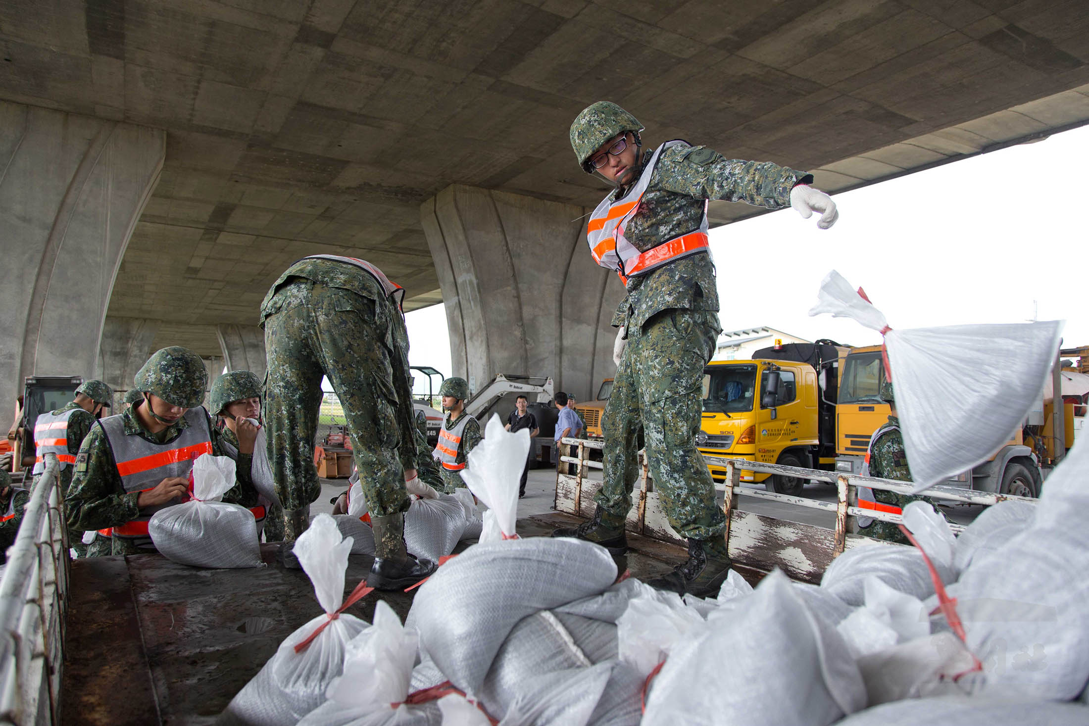 Taiwan Shuts Eastern Counties Early As Typhoon Approaches - Bloomberg