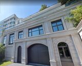 Hong Kong Mansion in Peak Area Poised to Sell for Asia Record