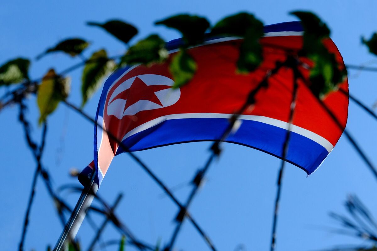 La Corée du Nord a tiré un missile balistique vers la mer de l’Est, selon Yonhap