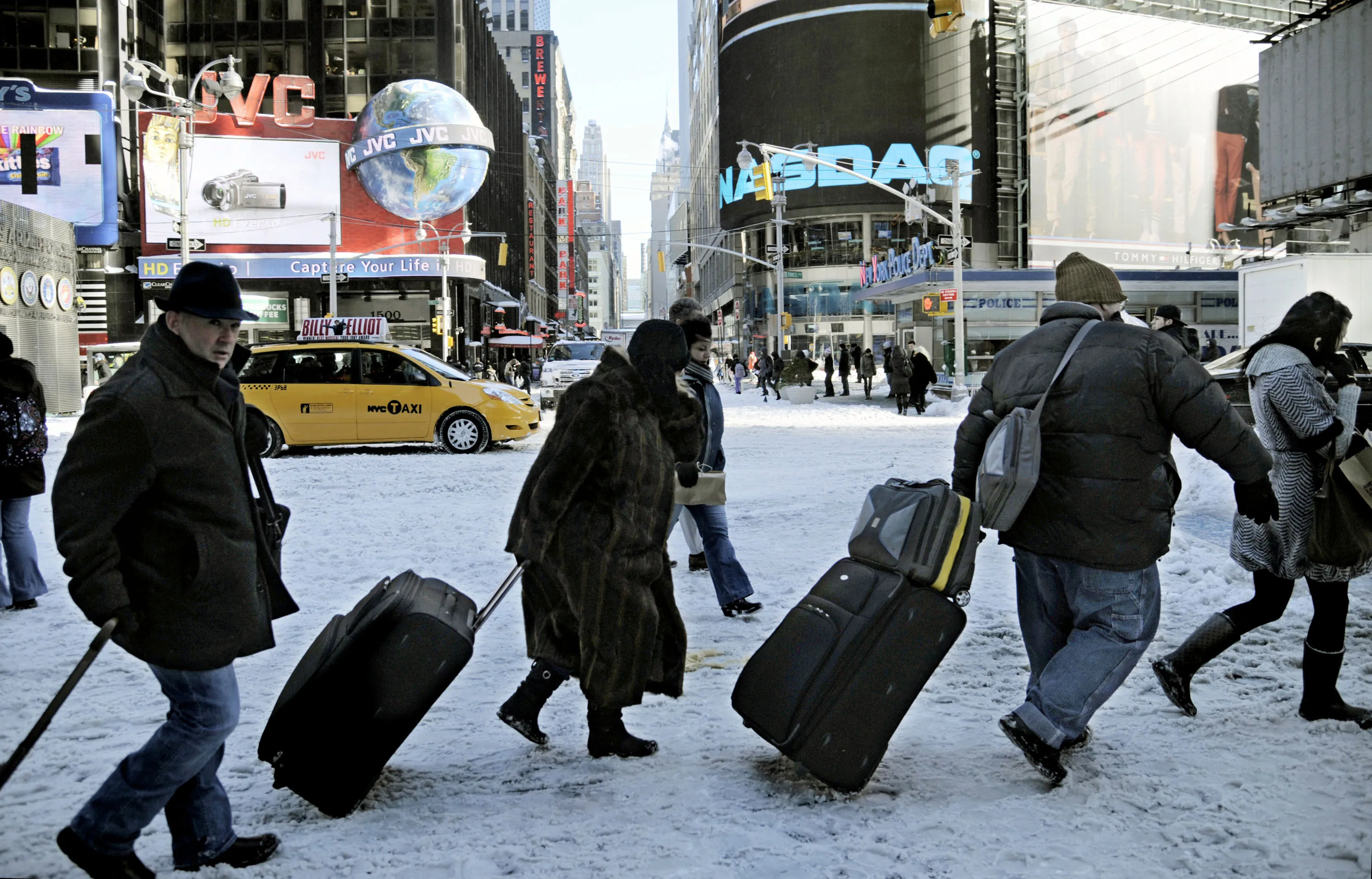 Snow was blamed for this year's weak first-quarter figures.
