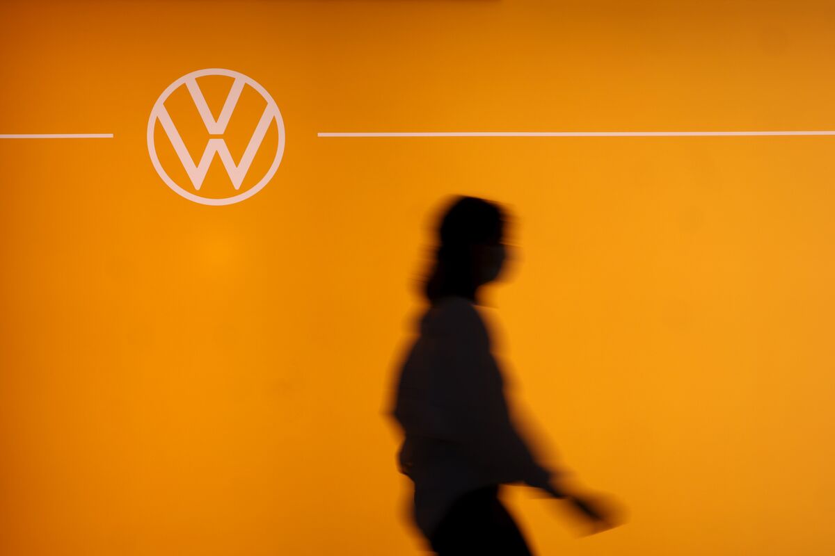 VW Looks to Expand Coding Schools to Bolster Tech Skills