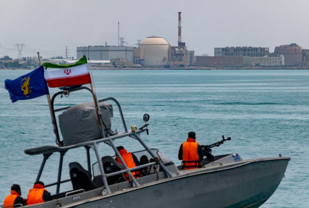 🟪"Iran: produzione record di uranio arricchito complica i negoziati internazionali"