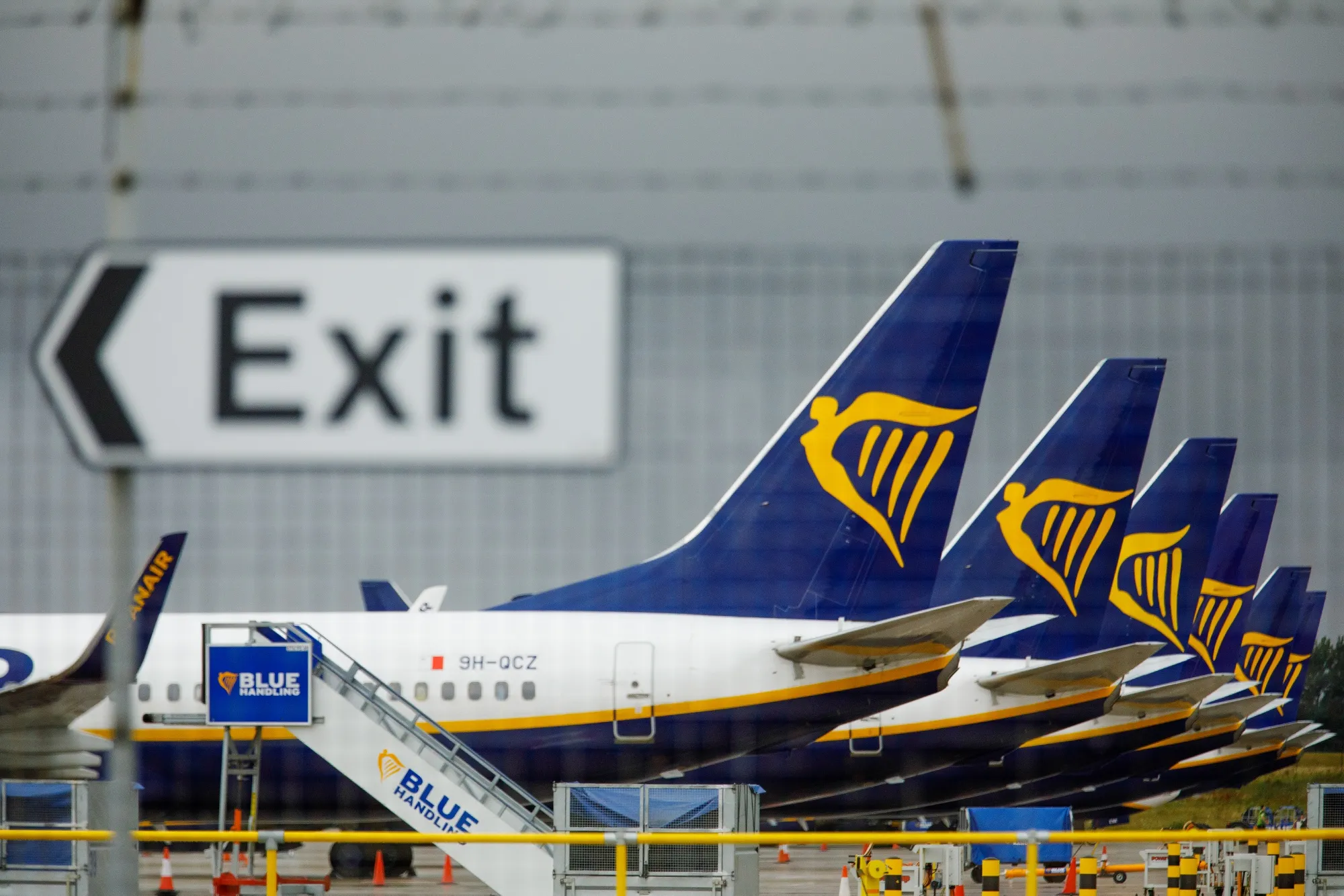 Passenger aircraft operated by Ryanair Holdings Plc stand&nbsp;on the tarmac&nbsp;at London Stansted Airport in Stansted.