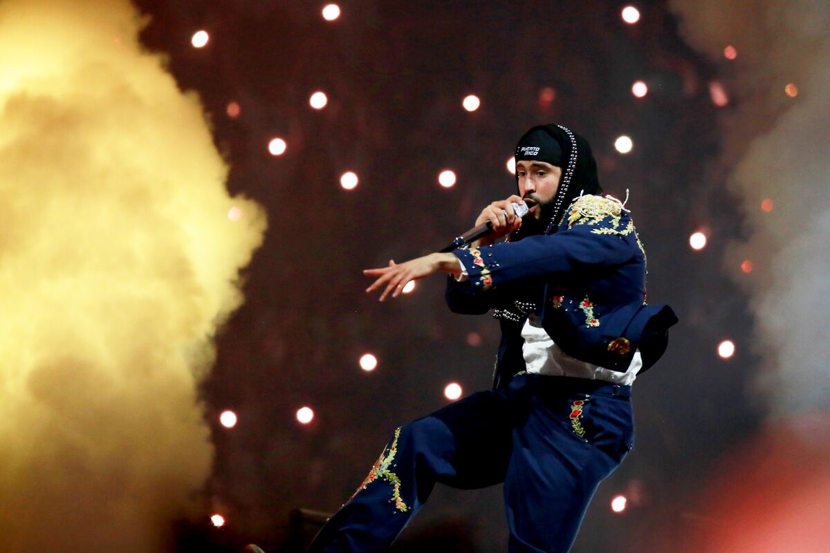 Puerto Rico Native Bad Bunny Helps Economy With 30-Concert Residency Puerto Rico Native Bad Bunny Helps Economy With 30-Concert Residency