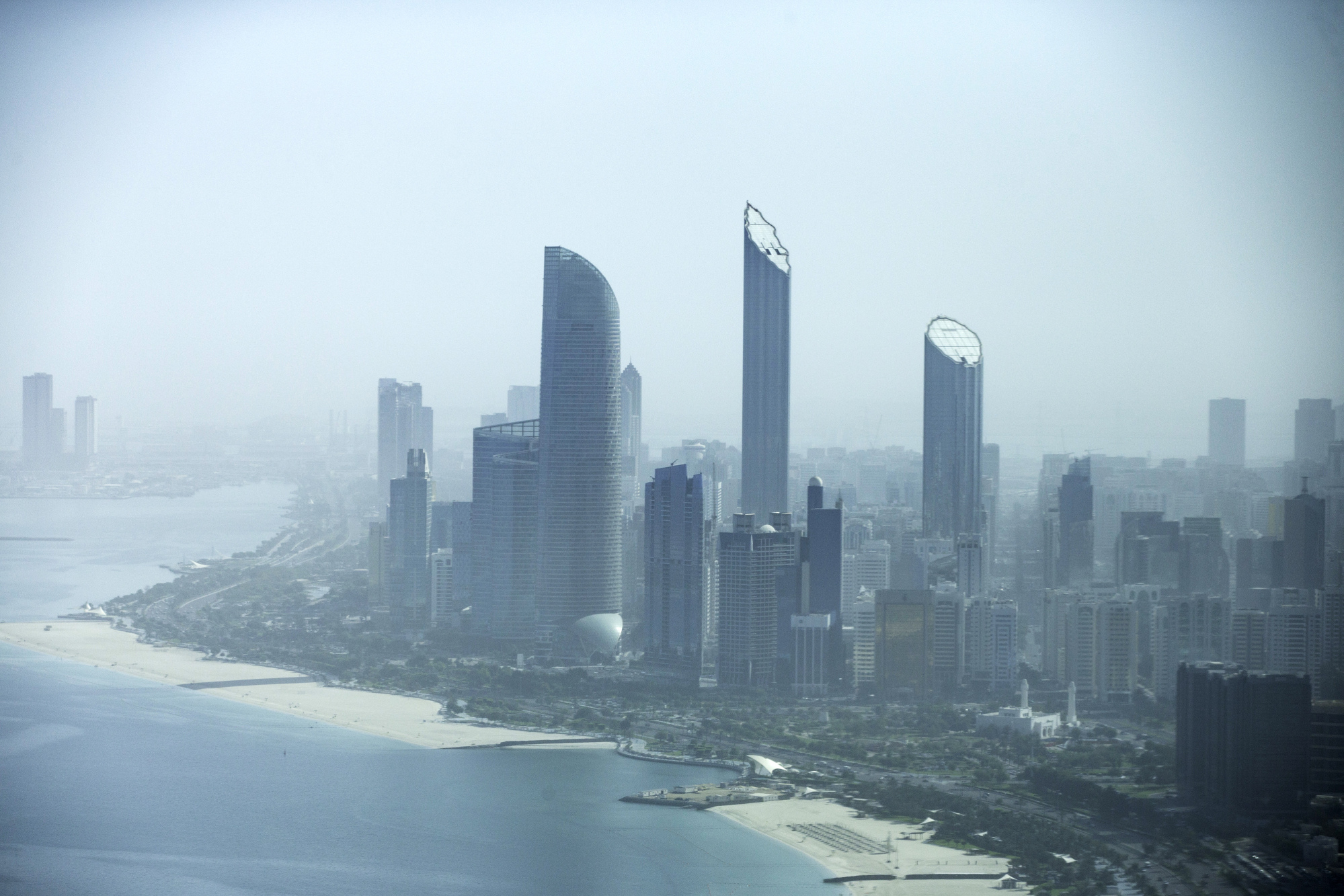 M A Bankers Wanted For Gulf Merger Boom Bloomberg