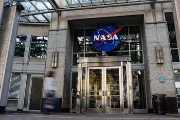 Trump Eyes Firing ‘Thousands’ Of Federal Workers Over Shutdown