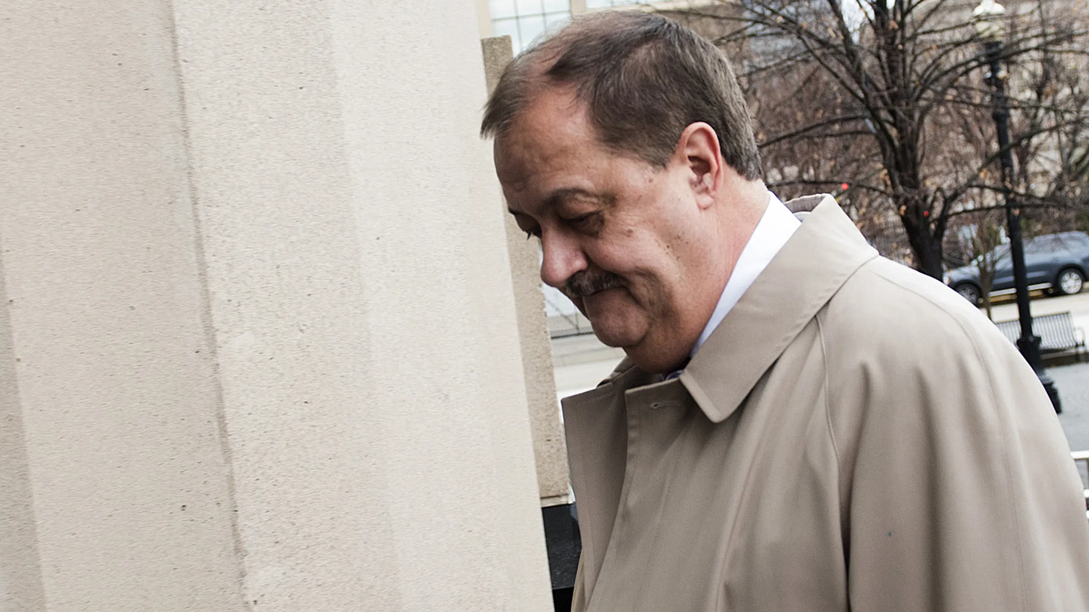 Donald Blankenship, former chief executive officer of Massey Energy, arrives at court in Charleston, West Virginia, on Dec. 1, 2015.
