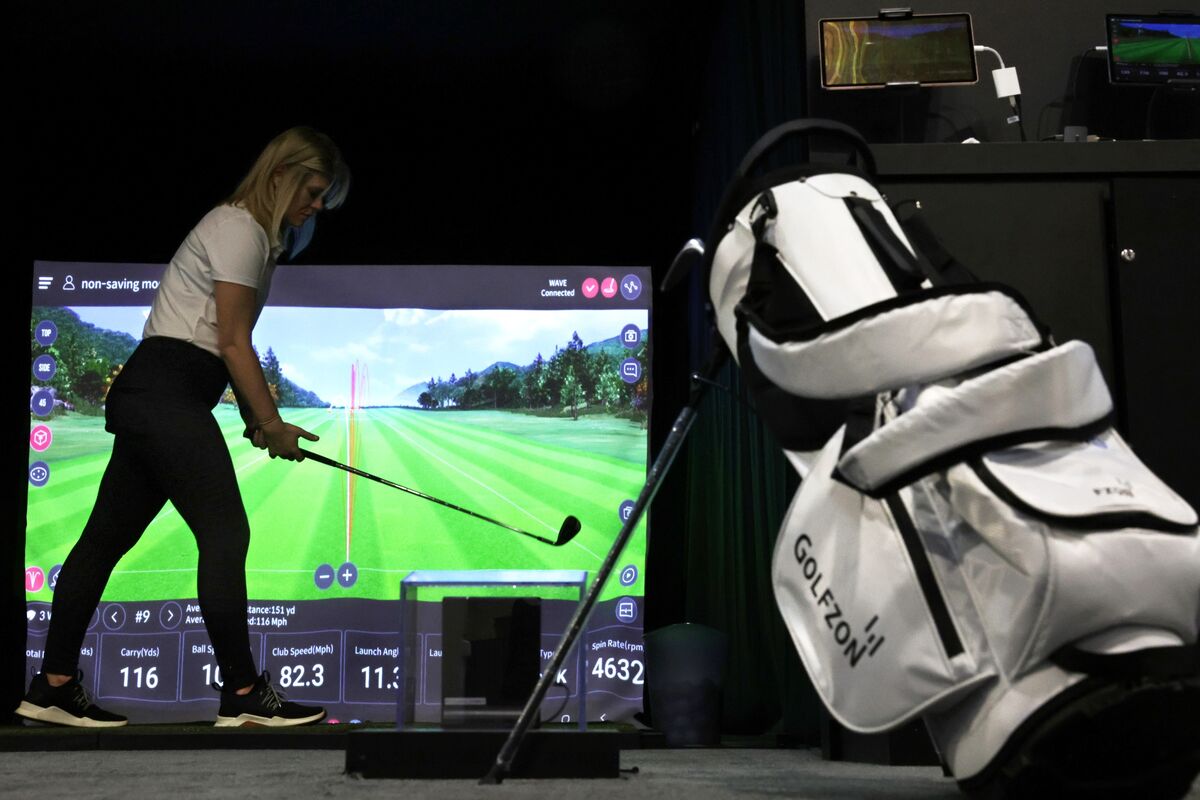 Korean Golf Firm Faces Investor Pushback as Buyout Expiry Nears